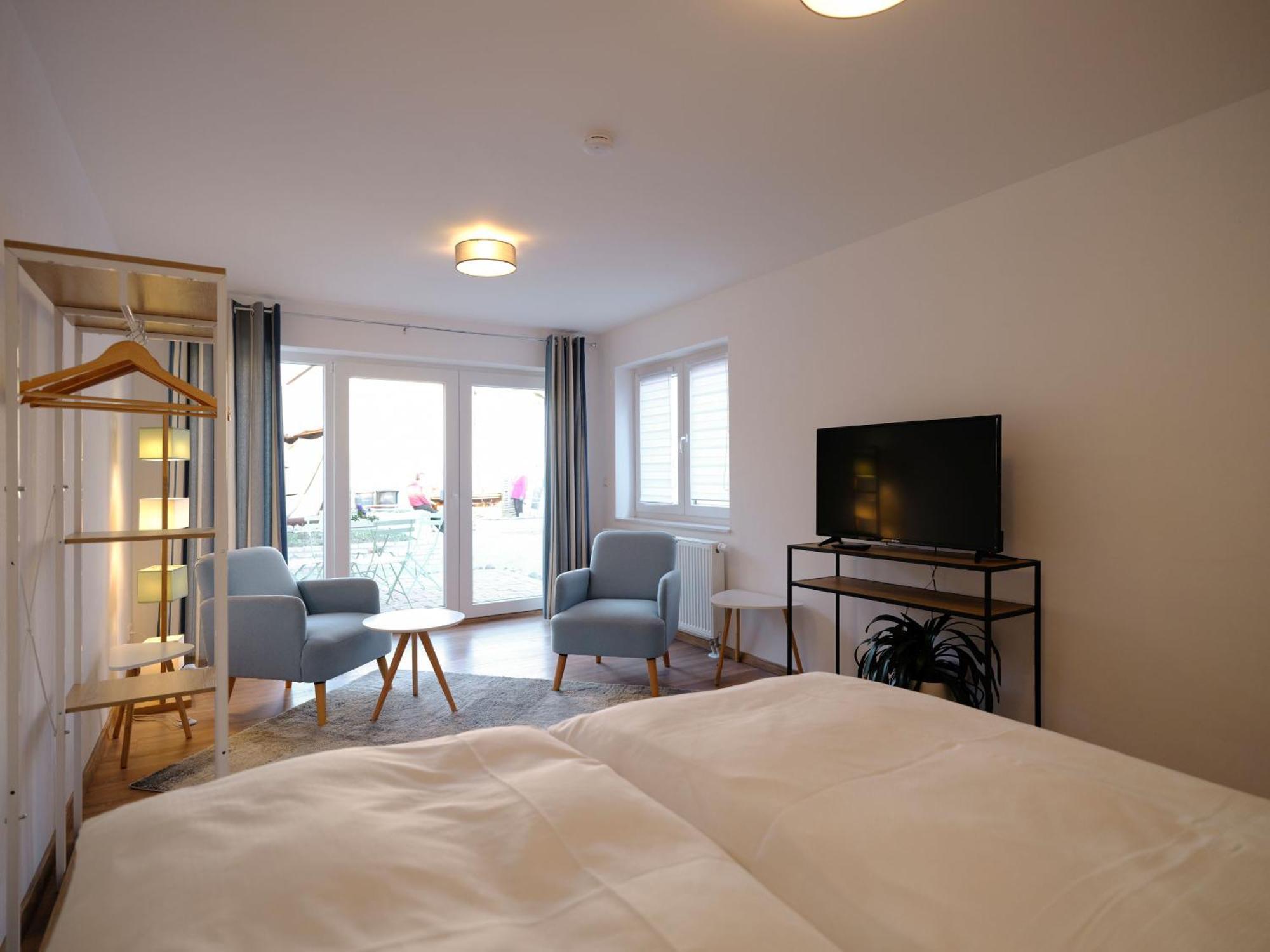 Travel Art Boardinghouse Aparthotel Neuruppin Exterior foto
